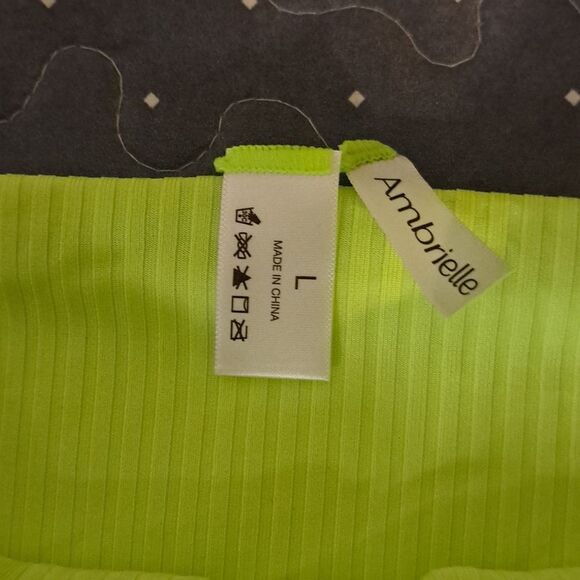 Ambrie reversible swim bottoms size large NWT - Picture 3 of 4